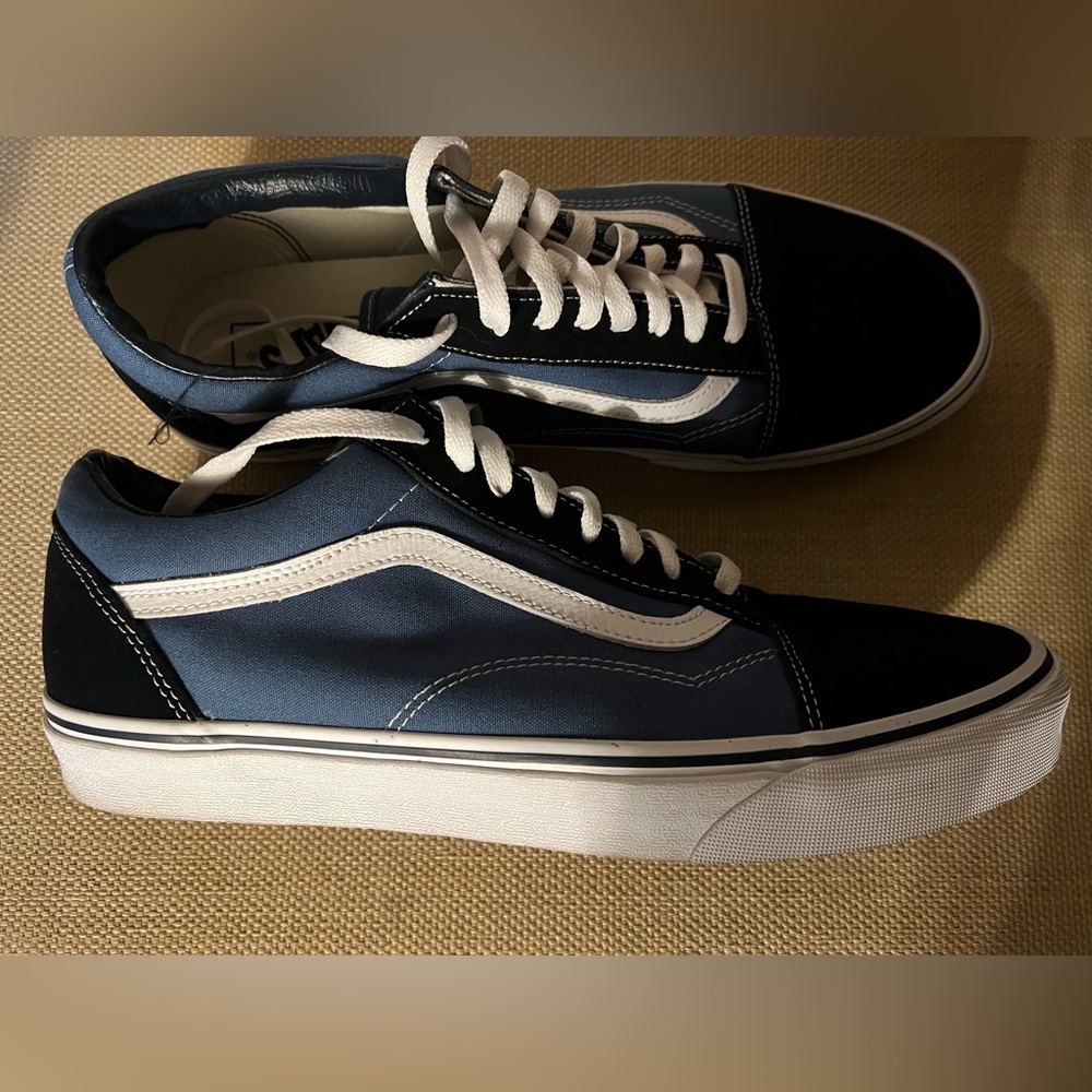 Men’s Vans Blue size 12 BRAND NEW, no box